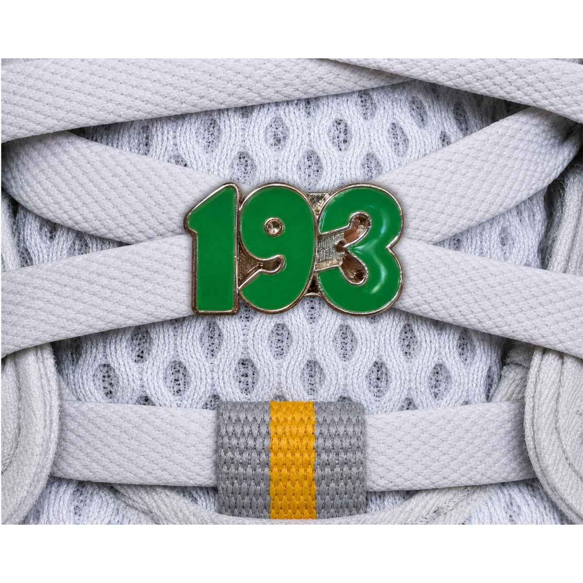 19.3 Distance Sneaker Charm